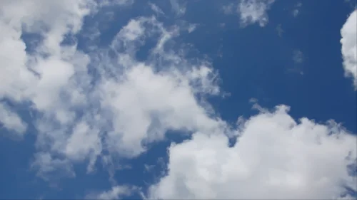 Floating sky live wallpaper in 4K – soft clouds and calming atmosphere