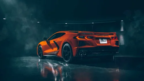 Chevrolet Corvette C8 in neon garage – 4K supercar live wallpaper